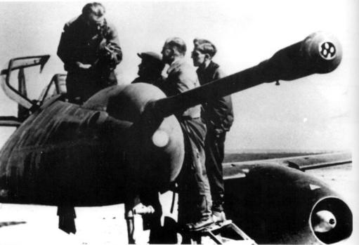 Messerschmitt Me-262 Schwable
MK-115 gun 55 mm