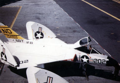 Douglas F-6 F4D Skyray US Navy attack plane fighter 