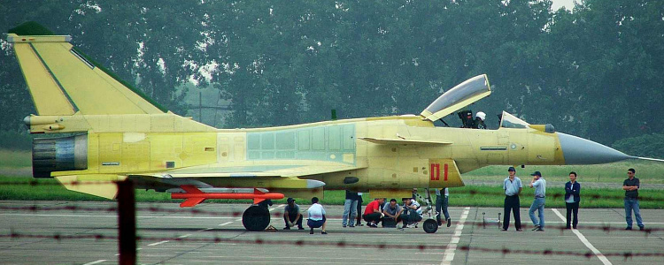Chengdu CAC 611 J-10B chinese fighter development prototype airplane generation indigenous delta canard improved DSI divertless supersonic inlet