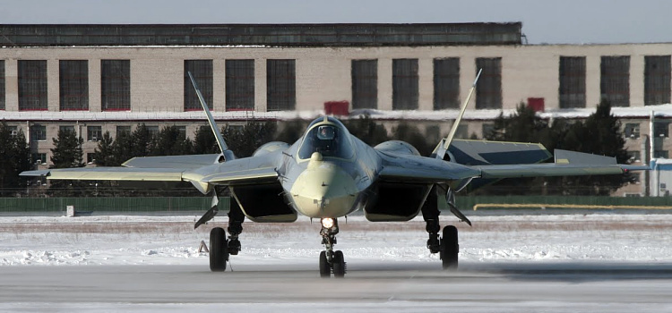 Suchoj Sukhoi T-50 PAK FA russian stealthy 5th generation fighter modern advanced first flight prvý let moderná ruská stíhačka piatej generácie