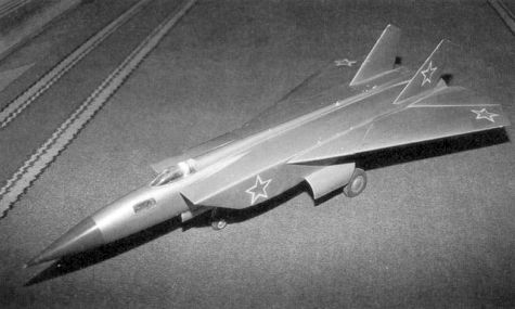 MiG E-155R Ye-155R reconnaissance fighter aircraft proposal variable geometry wing